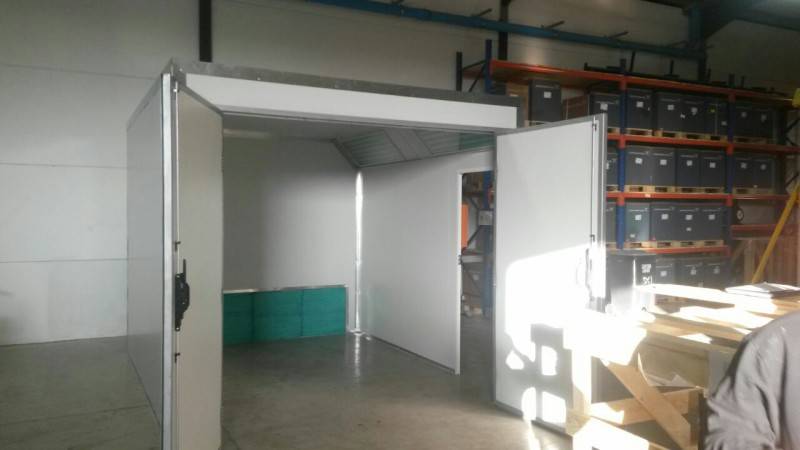 CJ 1 – Budget Spray Booth 72