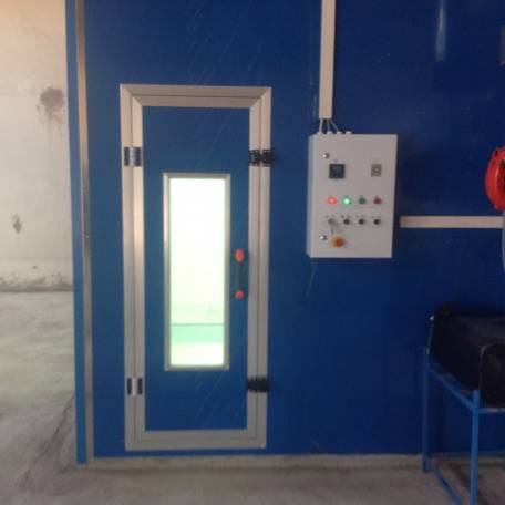 CJ 2 – Entry Level Spray Booth 9