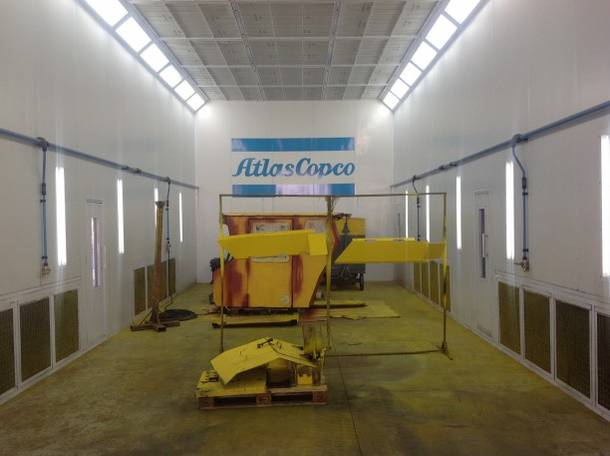 CJ 6 Spray Booth for Trucks and Buses 40